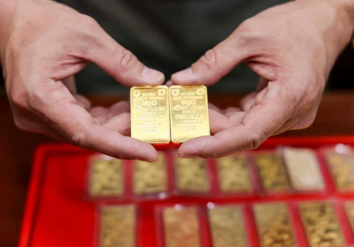 Chiều 14/7: Giá vàng thế giới vọt tăng