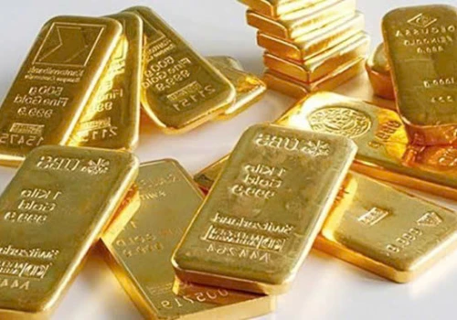 Giá vàng ngày 18/8: Giảm nhẹ đầu tuần, tâm điểm hướng về Fed